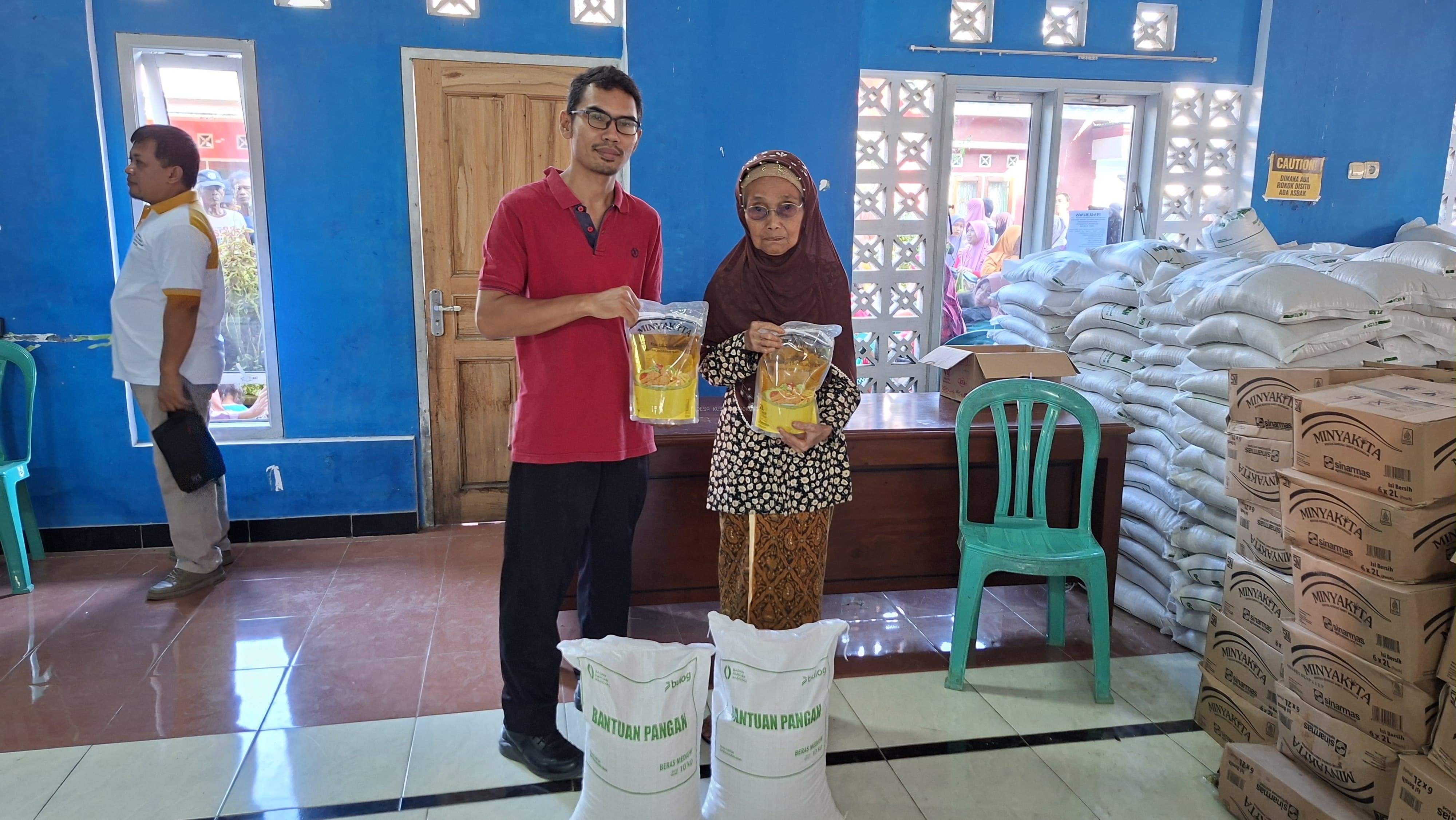 Pelaksanaan Pemberian Bantuan Pangan Alokasi Bulan Februari - Maret 2026 sebanyak 20 kg dan 4 Liter Minyak Goreng
